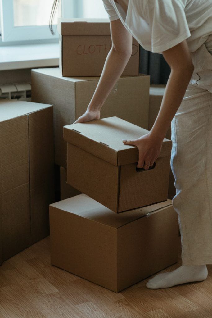 3BHK apartment movers in Dubai packing full household safely